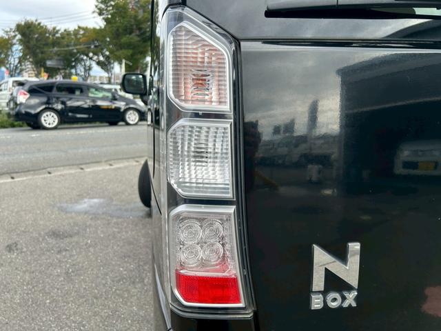 Ｎ－ＢＯＸ Ｇ・Ｌパッケージ　電動格納式ミラー　ＡＵＸ対応　全席ＰＷ　サイドエアバック　ＡＡＣ　横滑り防止　スマートキー　ＡＢＳ　キーレスＥ　パワーステアリング　運転席エアバッグ　Ｗエアーバック（64枚目）