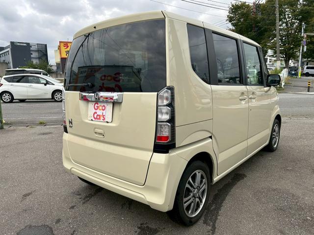 N-BOX G・Lパッケージ リヤシートスライド ポータブルナビ 全席PW ナビテレビ サイドエアバック 地TV AAC 横滑り防止 スマートキー ABS ETC キーレスE パワーステアリング 運転席エアバッグ SD(5枚目)