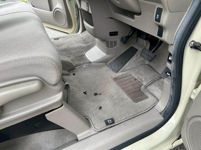 N-BOX G・Lパッケージ リヤシートスライド ポータブルナビ 全席PW ナビテレビ サイドエアバック 地TV AAC 横滑り防止 スマートキー ABS ETC キーレスE パワーステアリング 運転席エアバッグ SD(13枚目)