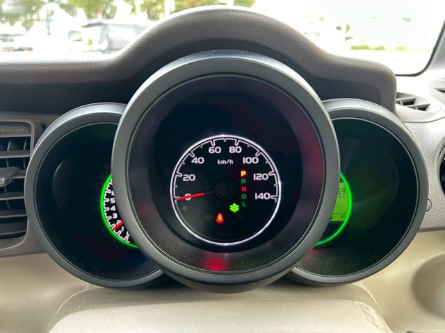 N-BOX G・Lパッケージ リヤシートスライド ポータブルナビ 全席PW ナビテレビ サイドエアバック 地TV AAC 横滑り防止 スマートキー ABS ETC キーレスE パワーステアリング 運転席エアバッグ SD(32枚目)