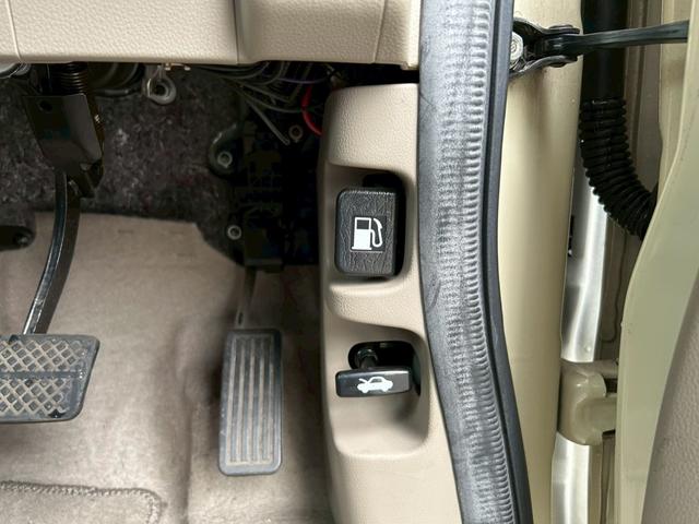 N-BOX G・Lパッケージ リヤシートスライド ポータブルナビ 全席PW ナビテレビ サイドエアバック 地TV AAC 横滑り防止 スマートキー ABS ETC キーレスE パワーステアリング 運転席エアバッグ SD(51枚目)