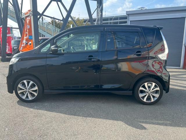 デイズ ハイウェイスター　Ｇターボ　バックモニター　ＢＬＵＥＴＯＯＴＨ　地デジＴＶ　運転席エアバッグ　電格ドアミラー　スマキー　ナビＴＶ　Ａライト　エアコン　ＡＢＳ　パワステ　キーレスエントリー　助手席エアバック　パワーウインドウ（8枚目）