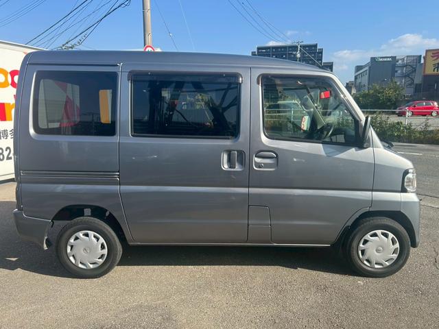 NV100クリッパーバン GX パワーステアリング エアバッグ エアコン ABS パワーウインド 助手席エアバック(9枚目)