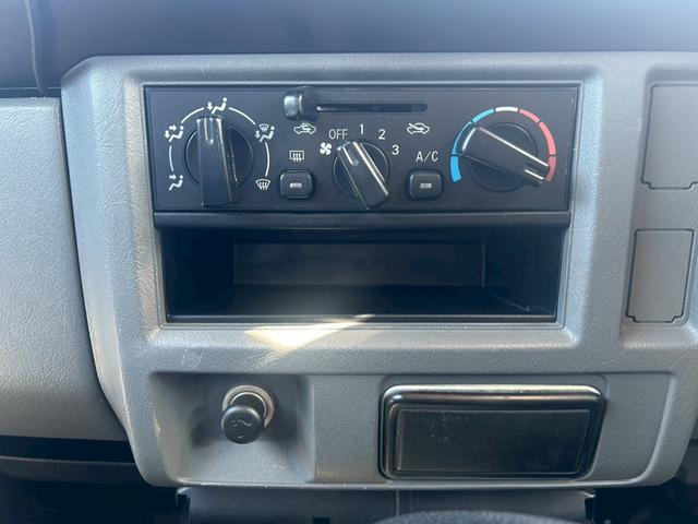 NV100クリッパーバン GX パワーステアリング エアバッグ エアコン ABS パワーウインド 助手席エアバック(37枚目)