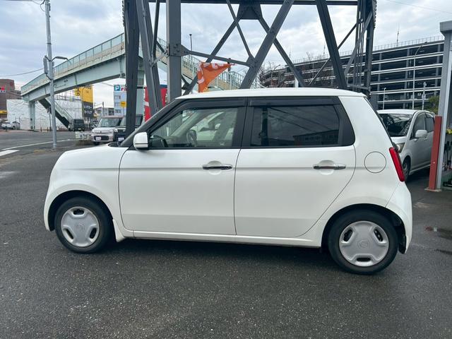 Ｎ－ＯＮＥ Ｇ・Ｌパッケージ　ポータブルナビ　ＤＶＤ再生可　ワンセグテレビ　電格ミラー　ＡＵＸ　フルオートエアコン　パワーウィンドウ　ナビＴＶ　助手席エアバック　バックカメラ　ＵＳＢ　ＥＳＣ　運転席エアバッグ　パワーステアリング（8枚目）