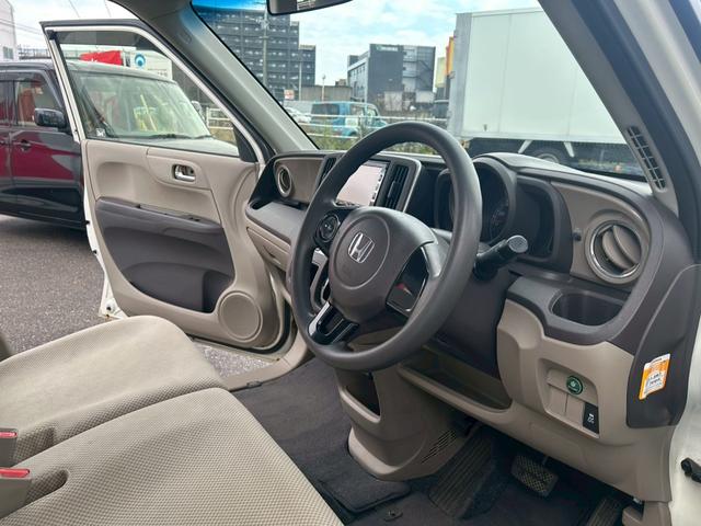 Ｎ－ＯＮＥ Ｇ・Ｌパッケージ　ポータブルナビ　ＤＶＤ再生可　ワンセグテレビ　電格ミラー　ＡＵＸ　フルオートエアコン　パワーウィンドウ　ナビＴＶ　助手席エアバック　バックカメラ　ＵＳＢ　ＥＳＣ　運転席エアバッグ　パワーステアリング（10枚目）