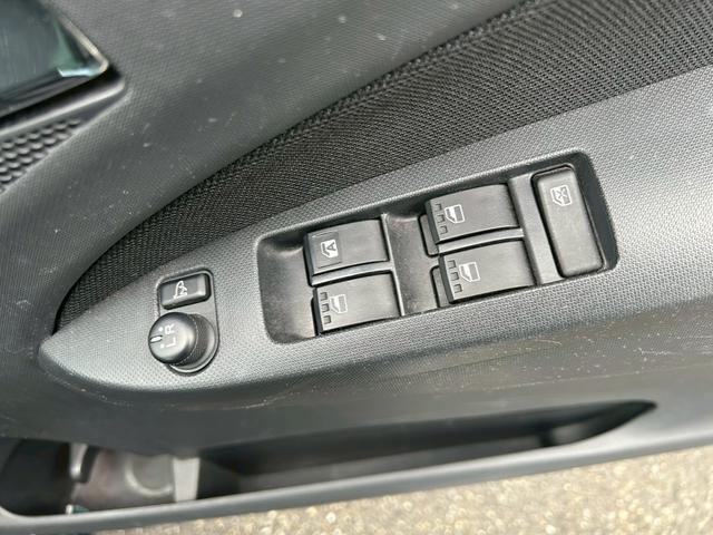 ムーヴ カスタム　Ｘ　エアコンＯＫ　全席ＰＷ　オートミラー　助手席エアバック　ＡＵＸ接続　パワステ　運転席エアバッグ　ＨＤＤナビ　キーフリー　ナビＴＶ　ＤＶＤ再生　ＡＢＳ　横滑り防止システム　ＵＳＢ接続　ワンセグ（56枚目）