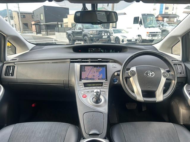 プリウス Gツーリングセレクション 純正8インチナビ バックモニター ハーフレザーシート ETC(13枚目)