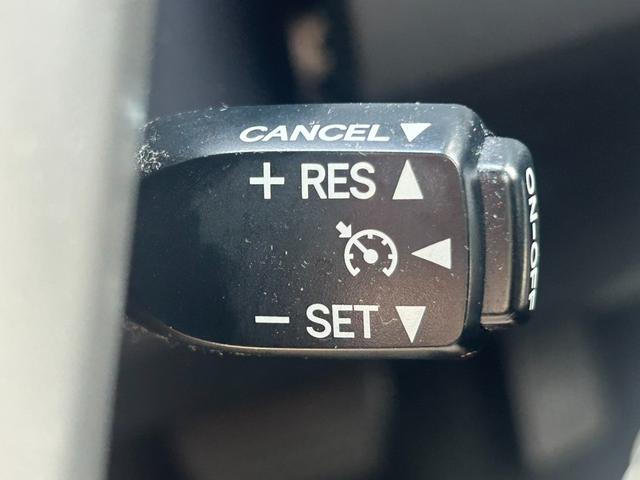 プリウス Gツーリングセレクション 純正8インチナビ バックモニター ハーフレザーシート ETC(20枚目)