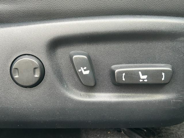 プリウス Gツーリングセレクション 純正8インチナビ バックモニター ハーフレザーシート ETC(32枚目)