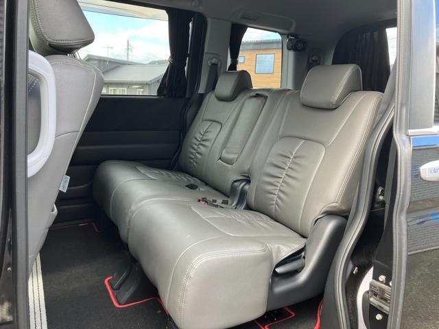 ステップワゴンスパーダ Z 社外ナビ 社外アルミホイール 車高調(11枚目)