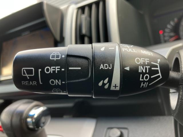 ステップワゴンスパーダ Z 社外ナビ 社外アルミホイール 車高調(22枚目)