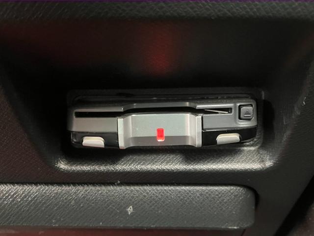 ステップワゴンスパーダ Z 社外ナビ 社外アルミホイール 車高調(25枚目)