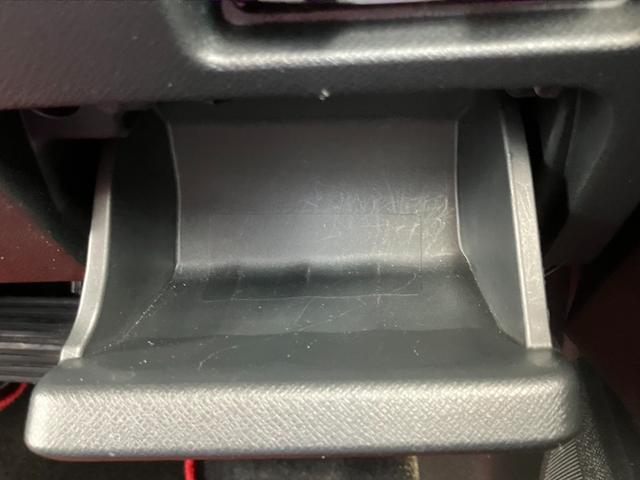 ステップワゴンスパーダ Z 社外ナビ 社外アルミホイール 車高調(33枚目)