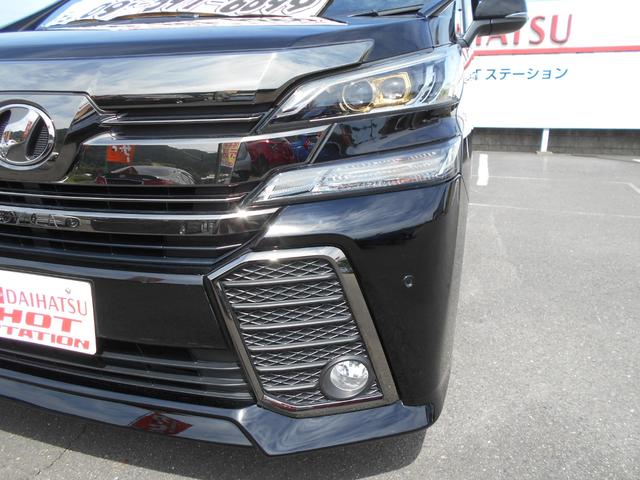 ヴェルファイア ２．５Ｚ　Ａエディション　ゴールデンアイズ　特別仕様車／ナビ／ＥＴＣ／ドライブレコーダー前後２カメラ／両側ＰＷスライドドア／ＰＷバックドア／専用ハーフレザーシート・１８インチアルミホイール／クリアランスソナー／助手席・後席シートオットマン付き（13枚目）
