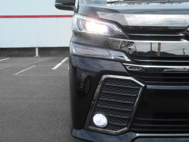 ヴェルファイア ２．５Ｚ　Ａエディション　ゴールデンアイズ　特別仕様車／ナビ／ＥＴＣ／ドライブレコーダー前後２カメラ／両側ＰＷスライドドア／ＰＷバックドア／専用ハーフレザーシート・１８インチアルミホイール／クリアランスソナー／助手席・後席シートオットマン付き（18枚目）