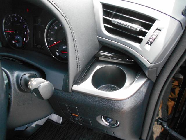ヴェルファイア ２．５Ｚ　Ａエディション　ゴールデンアイズ　特別仕様車／ナビ／ＥＴＣ／ドライブレコーダー前後２カメラ／両側ＰＷスライドドア／ＰＷバックドア／専用ハーフレザーシート・１８インチアルミホイール／クリアランスソナー／助手席・後席シートオットマン付き（34枚目）