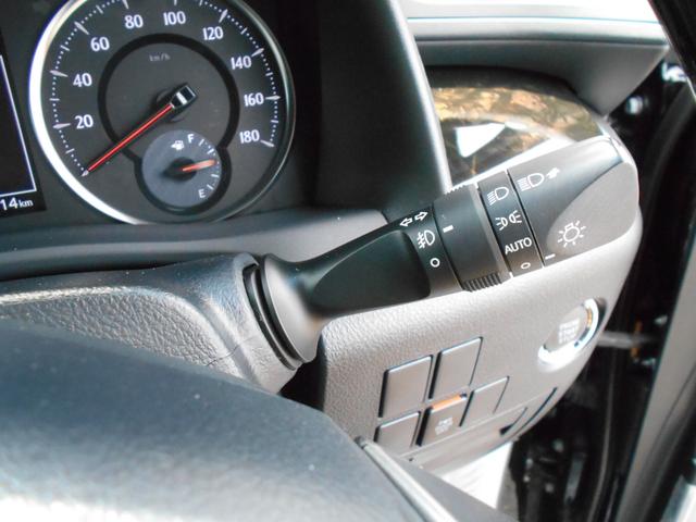 ヴェルファイア ２．５Ｚ　Ａエディション　ゴールデンアイズ　特別仕様車／ナビ／ＥＴＣ／ドライブレコーダー前後２カメラ／両側ＰＷスライドドア／ＰＷバックドア／専用ハーフレザーシート・１８インチアルミホイール／クリアランスソナー／助手席・後席シートオットマン付き（49枚目）