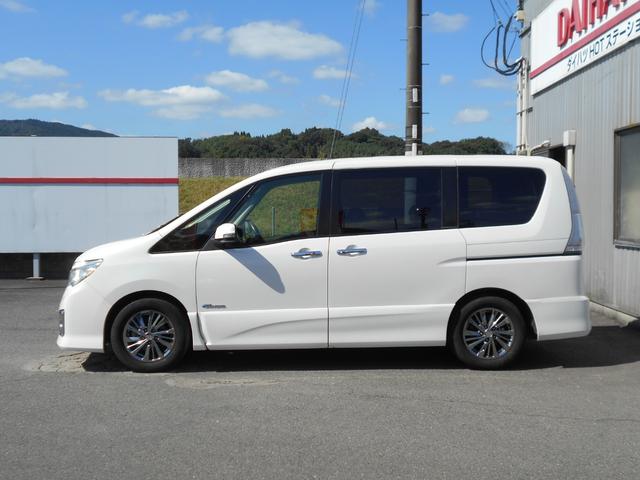 セレナ ライダー　Ｓ－ハイブリッド　ワンオーナー／禁煙車／ナビ／バックカメラ／ＥＴＣ／キーフリー／フォグランプ／オートエアコン／チルトハンドル／シートリフター／スモークドガラス／アイドリングストップ（5枚目）