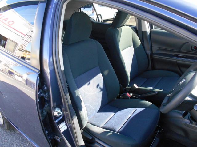 アクア Ｓ　車検２年／ナビ／禁煙車／前後ドライブレコーダー／ＥＴＣ／ＬＥＤヘッドランプ／オートライト／オートエアコン／スマートキー×２／チルトハンドル／シートリフター／ヘッドライトレベライザー／スモークドガラス（18枚目）