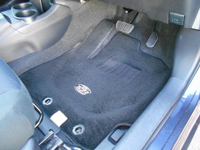 アクア Ｓ　車検２年／ナビ／禁煙車／前後ドライブレコーダー／ＥＴＣ／ＬＥＤヘッドランプ／オートライト／オートエアコン／スマートキー×２／チルトハンドル／シートリフター／ヘッドライトレベライザー／スモークドガラス（27枚目）