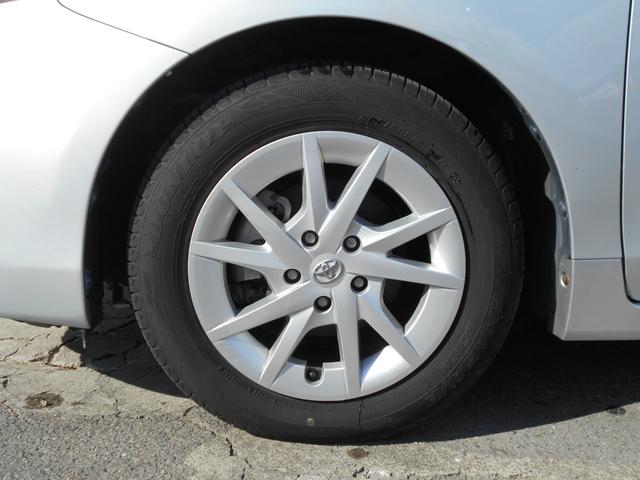 プリウスアルファ S ワンオーナー/禁煙車/ナビ/バックカメラ/ビルトインETC/スマートキー/ステアリングリモコン/オートライト/オートエアコン/LEDフォグランプ/ドライブモードセレクト/チルトハンドル/シートリフター(14枚目)