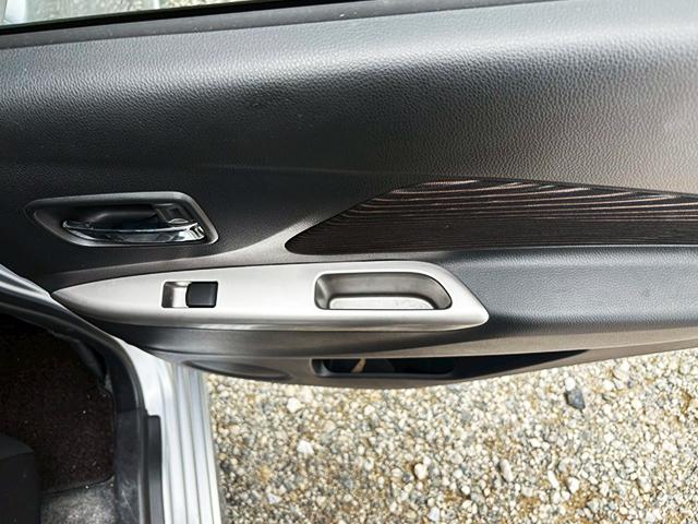 デイズ ハイウェイスター　Ｖセレクション＋セーフティ　盗難防止装置　パワーウィンドウ　オートエアコン　衝突安全ボディ　スマートキー　パワーステアリング　ＡＢＳ　バックカメラ　シートヒーター　アイドリングストップ　サイドカメラ　ベンチシート（45枚目）