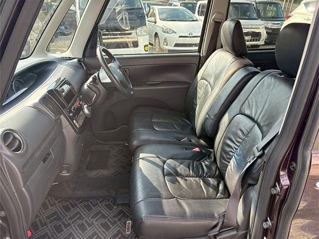 タント カスタムＬ　運転席エアバック　インテリキー　盗難防止装置　パワーウインドウ　ＡＢＳ付き　パワーステアリング　キーレスエントリー　衝突安全ボディ　ベンチシート　エアコンＯＫ　助手席エアバッグ（17枚目）
