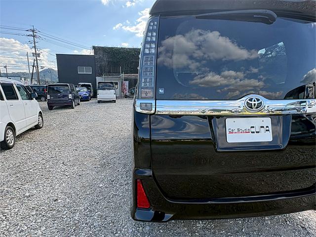 当店は、車が必要なのに様々な理由からオートローンの審査に通らず、購入できない方を応援しています。お気軽に仮審査をお申し込みください。