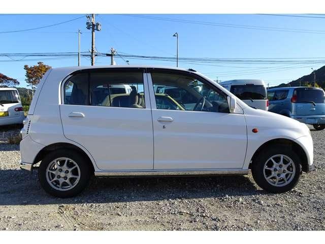 ミニカ タウンビーＧ　キーレス　エアコン　パワステ　パワーウインド　運転席助手席エアバック（6枚目）