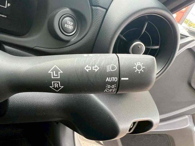ＢＲＺ Ｓ　ＡＬＰＩＮＥナビ　バックカメラ　フルセグＴＶ　Ｂｌｕｅｔｏｏｔｈ　ＣＤ　ＤＶＤ　ドライブレコーダー　ＥＴＣ　シートヒーター　純正１８インチアルミ　ＬＥＤヘッドライト　オートライト　ハーフレザー　禁煙（26枚目）