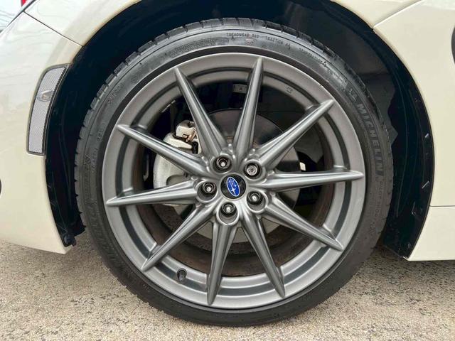 ＢＲＺ Ｓ　ＡＬＰＩＮＥナビ　バックカメラ　フルセグＴＶ　Ｂｌｕｅｔｏｏｔｈ　ＣＤ　ＤＶＤ　ドライブレコーダー　ＥＴＣ　シートヒーター　純正１８インチアルミ　ＬＥＤヘッドライト　オートライト　ハーフレザー　禁煙（32枚目）