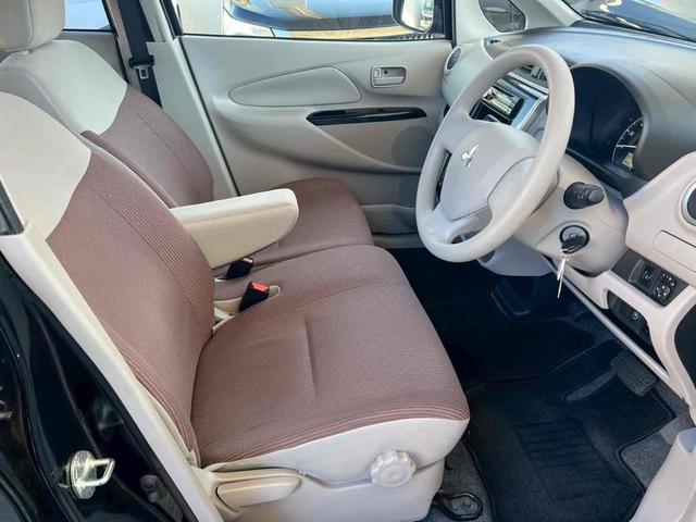 eKワゴン M キーレスエントリー アイドリングストップ 電動格納ミラー シートヒーター ベンチシート CVT ABS CD 衝突安全ボディ エアコン パワーステアリング パワーウィンドウ 運転席エアバッグ(13枚目)