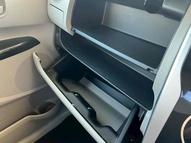 eKワゴン M キーレスエントリー アイドリングストップ 電動格納ミラー シートヒーター ベンチシート CVT ABS CD 衝突安全ボディ エアコン パワーステアリング パワーウィンドウ 運転席エアバッグ(23枚目)