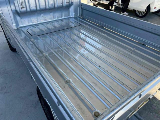 ピクシストラック エクストラ 三方開 MT ETC ナビ TV キーレスエントリー アルミホイール エアコン パワーウィンドウ(18枚目)