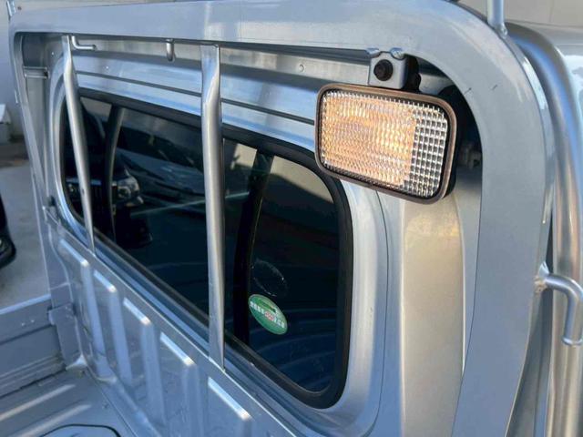 ピクシストラック エクストラ 三方開 MT ETC ナビ TV キーレスエントリー アルミホイール エアコン パワーウィンドウ(19枚目)