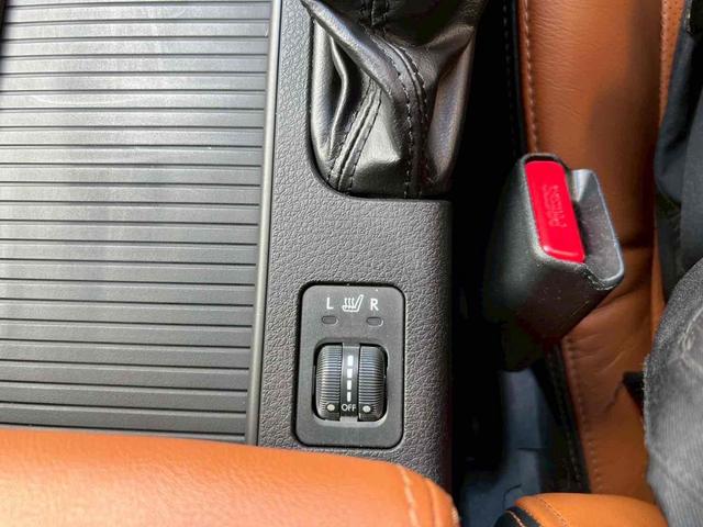 インプレッサ WRX STI Aライン プレミアムPkg(タンカラーSTIロゴ革バケットシート/パワーシート/シートヒーター/タンカラーブラックコンビステアリング/BBS製ブラックハイラスター塗装18インチアルミホイール)ブラックキャリパー(10枚目)