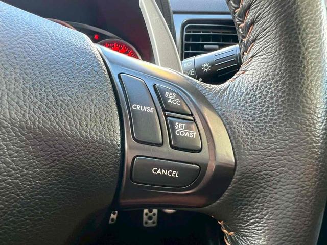インプレッサ WRX STI Aライン プレミアムPkg(タンカラーSTIロゴ革バケットシート/パワーシート/シートヒーター/タンカラーブラックコンビステアリング/BBS製ブラックハイラスター塗装18インチアルミホイール)ブラックキャリパー(22枚目)