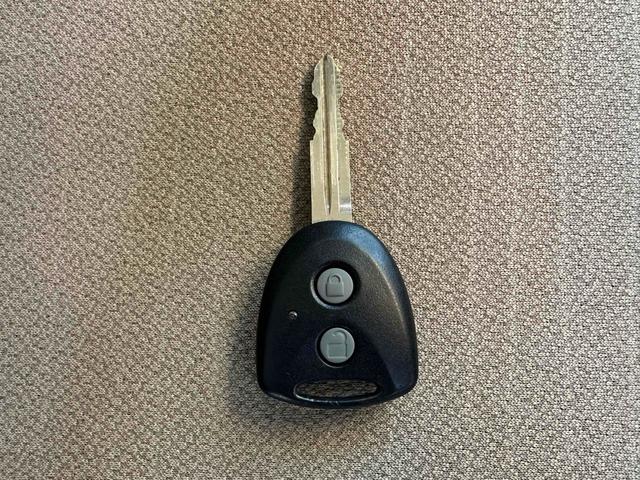 ムーヴ L 車検令和9年3月/純正ナビ/オートエアコン/キーレス/アイドリングストップ/ヘッドライトレベライザー/タイミングチェーン/アームレスト/ベンチシート/分割倒式リアシート/リアワイパー/禁煙(22枚目)