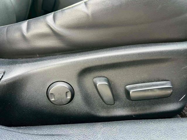 クラウンハイブリッド アスリートG ハイブリッドバッテリー交換済み 純正メーカーナビ フルセグTV 禁煙 バックカメラ クルーズコントロール シートヒーター ETC パワーシート CD.DVD 純正18インチアルミホイール オートライト(26枚目)