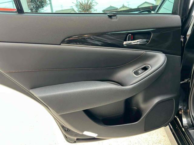 クラウンハイブリッド アスリートG ハイブリッドバッテリー交換済み 純正メーカーナビ フルセグTV 禁煙 バックカメラ クルーズコントロール シートヒーター ETC パワーシート CD.DVD 純正18インチアルミホイール オートライト(32枚目)