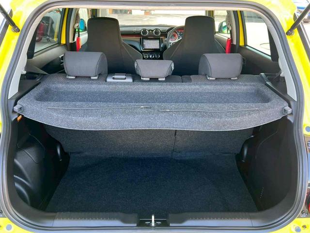 スイフトスポーツ ベースグレード　柿本改シングルマフラー／クスコ車高調／ＭＦＦマッドフラップ／ネオプロトペダル／セーフティサポート／全方位モニター用カメラパッケージ／純正８インチナビ／コムテックミラー型ドライブレコーダー／禁煙（10枚目）