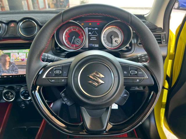 スイフトスポーツ ベースグレード　柿本改シングルマフラー／クスコ車高調／ＭＦＦマッドフラップ／ネオプロトペダル／セーフティサポート／全方位モニター用カメラパッケージ／純正８インチナビ／コムテックミラー型ドライブレコーダー／禁煙（12枚目）