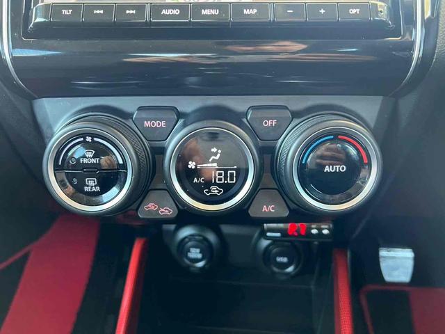 スイフトスポーツ ベースグレード　柿本改シングルマフラー／クスコ車高調／ＭＦＦマッドフラップ／ネオプロトペダル／セーフティサポート／全方位モニター用カメラパッケージ／純正８インチナビ／コムテックミラー型ドライブレコーダー／禁煙（16枚目）