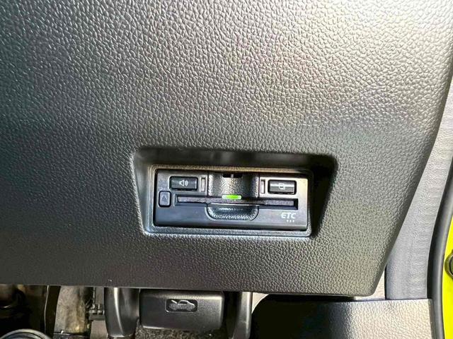 スイフトスポーツ ベースグレード　柿本改シングルマフラー／クスコ車高調／ＭＦＦマッドフラップ／ネオプロトペダル／セーフティサポート／全方位モニター用カメラパッケージ／純正８インチナビ／コムテックミラー型ドライブレコーダー／禁煙（18枚目）