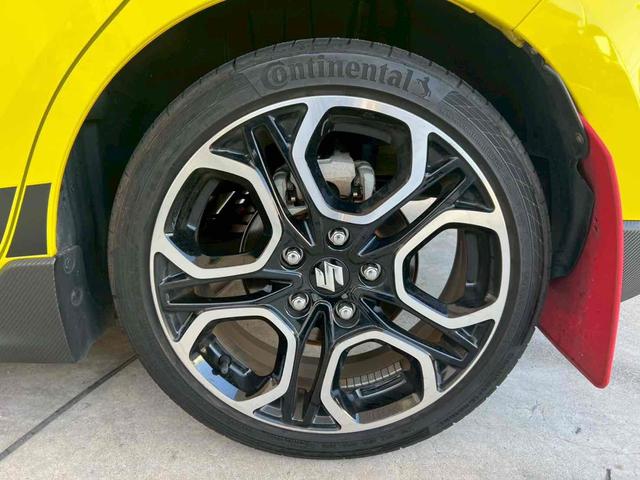 スイフトスポーツ ベースグレード　柿本改シングルマフラー／クスコ車高調／ＭＦＦマッドフラップ／ネオプロトペダル／セーフティサポート／全方位モニター用カメラパッケージ／純正８インチナビ／コムテックミラー型ドライブレコーダー／禁煙（45枚目）