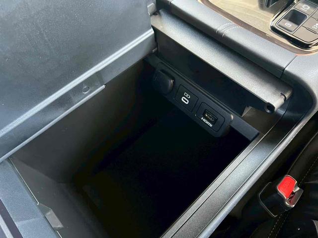 アルファード Z モデリスタエアロ/左右独立ムーンルーフ/パワーサンシェード/デジタルインナーミラー/14インチディスプレイオーディオプラス/13.2型有機EL後席フリップダウンモニター/ドライブレコーダー/禁煙(22枚目)