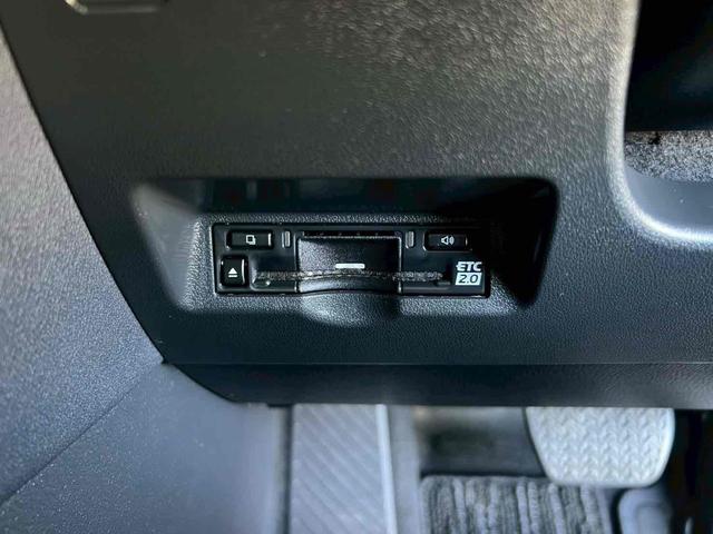 アルファード Z モデリスタエアロ/左右独立ムーンルーフ/パワーサンシェード/デジタルインナーミラー/14インチディスプレイオーディオプラス/13.2型有機EL後席フリップダウンモニター/ドライブレコーダー/禁煙(24枚目)