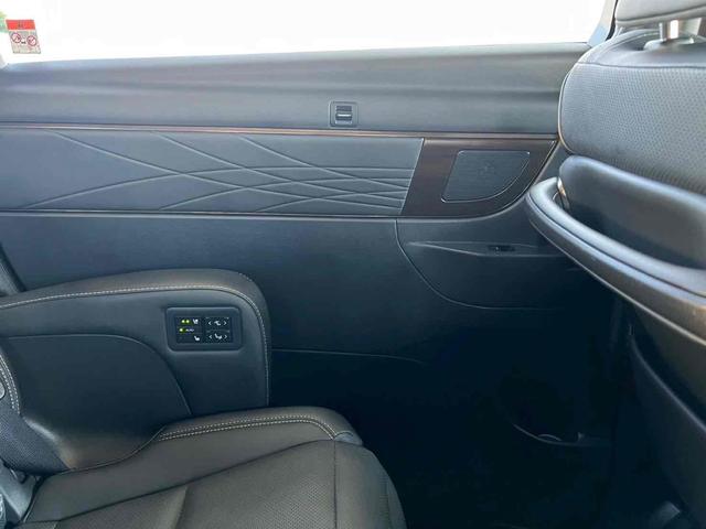 アルファード Z モデリスタエアロ/左右独立ムーンルーフ/パワーサンシェード/デジタルインナーミラー/14インチディスプレイオーディオプラス/13.2型有機EL後席フリップダウンモニター/ドライブレコーダー/禁煙(37枚目)