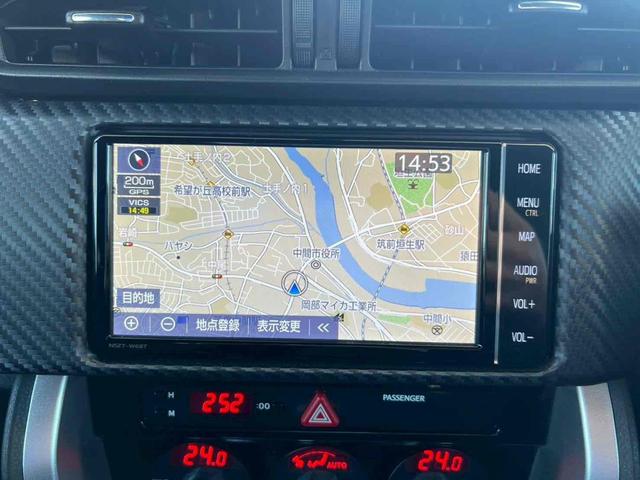 86 GT 純正ナビ/フルセグTV/Bluetooth/バックカメラ/オートライト/マニュアル/オートエアコン/プッシュスタート/ETC/純正アルミ/クルーズコントロール/ステアリングスイッチ/フォグ/禁煙車(4枚目)